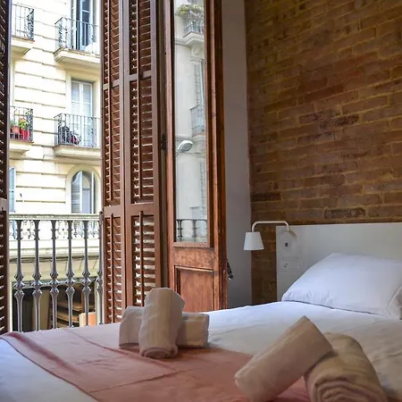 Happy People Plaza Espana Apartment *