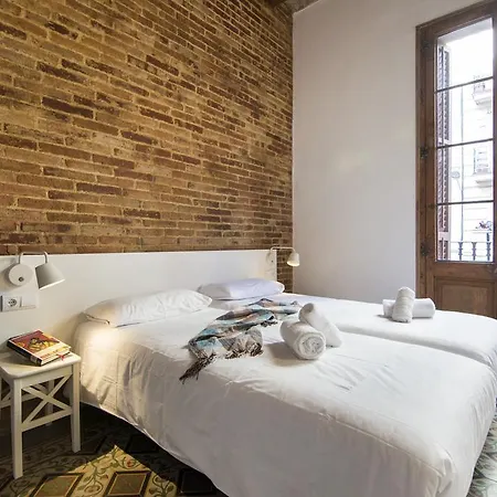 Happy People Plaza Espana Apartment *