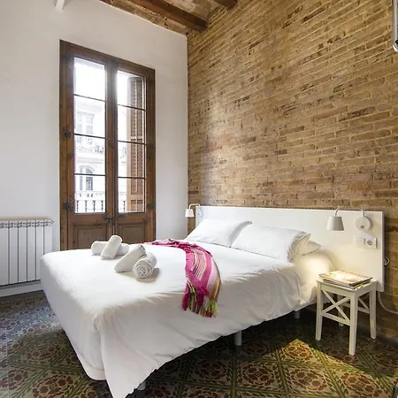 Happy People Plaza España Apartamento *